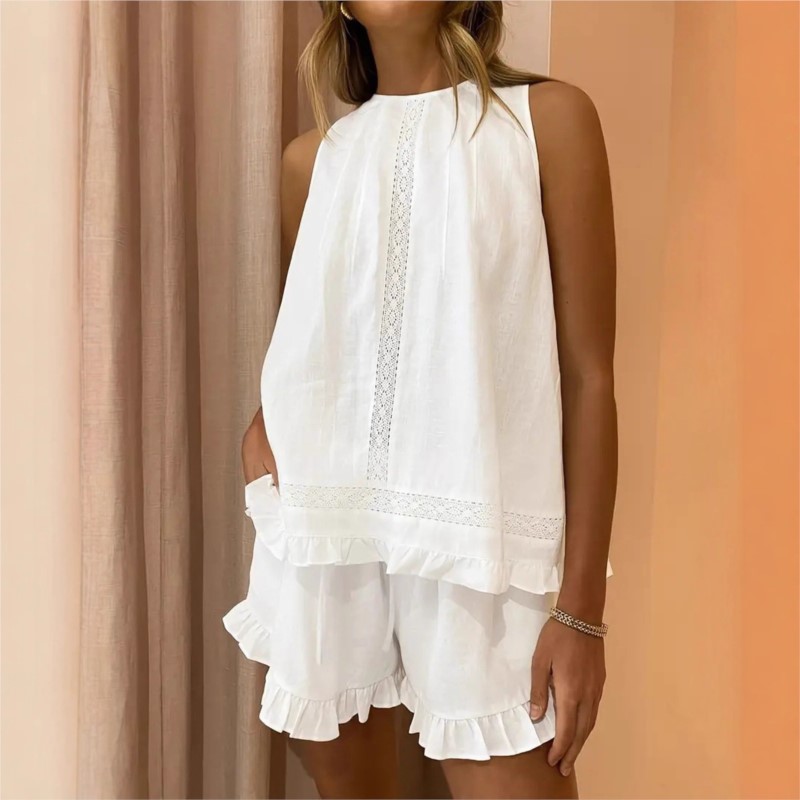 Elastic Lace Trim - 新しい女性用サマー2ピースセット、ホワイトルーズアウトフィット、中空レースパッチワーク、フリルトリム、ノースリーブベビードールトップ、ワイドレッグショーツ付き